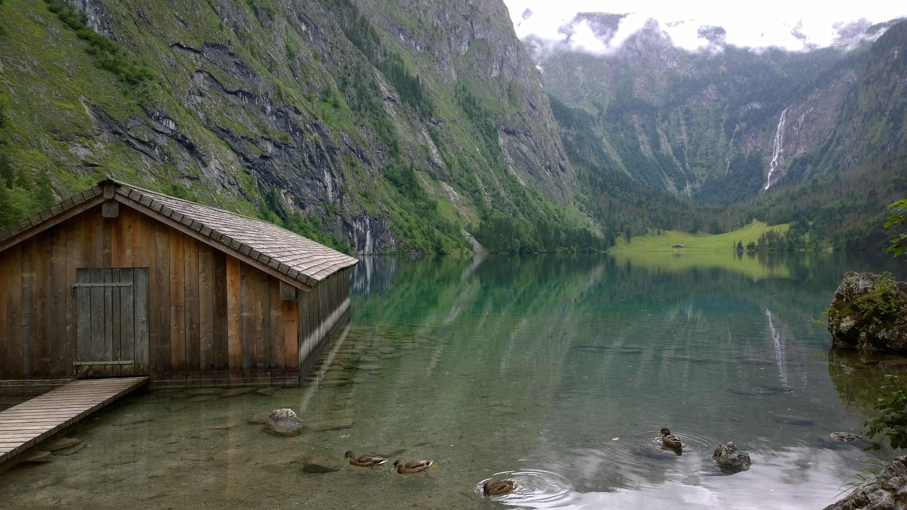 Hütte am Meer im Nebel/Abendrot
